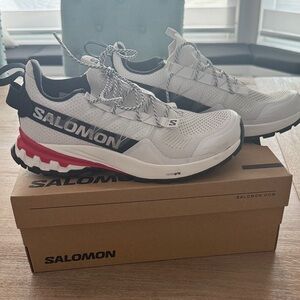 Salomon XA Cover. *Never worn* White Sneakers with Black and Red Accents